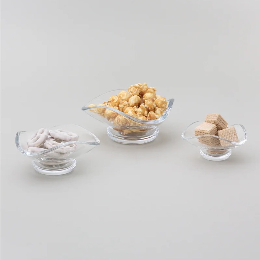 NWT & NIB Urch Glass Decorative Bowls (SET OF 3)